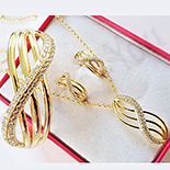 Set cercei, pandantiv, bratara si lant in culoarea aurului 14K zirconii albe - ZS1385 Set cercei, pandantiv, bratara si lant in culoarea aurului 14K zirconii albe - ZS1385