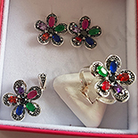 Cadouri Femei - Set inel, cercei si pandantiv argint zirconii multicolore - AG236