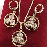 Set cercei si pandantiv in culoarea aurului 14K zirconii albe - ZS765A Set cercei si pandantiv in culoarea aurului 14K zirconii albe - ZS765A