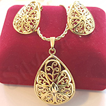 Set cercei, pandantiv si lant in culoarea aurului 14K - ZS656A Set cercei, pandantiv si lant in culoarea aurului 14K - ZS656A